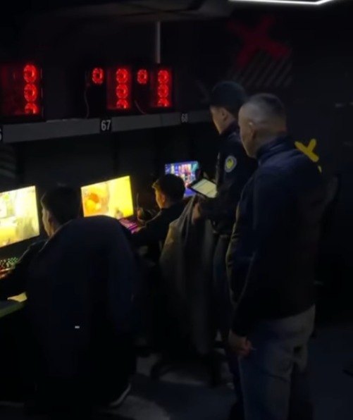 ҚҰҚЫҚ БҰЗУШЫЛЫҚТЫҢ АЛДЫН АЛУҒА БАҒЫТТАЛҒАН ТҮНГІ РЕЙД ЖҰМЫСТАРЫ ЖҮРГІЗІЛДІ